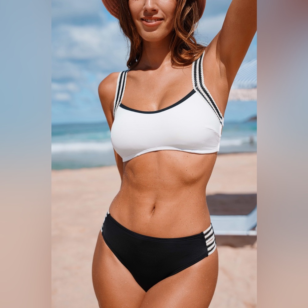 Cupshe White and Black Sporty Striped Bikini Set